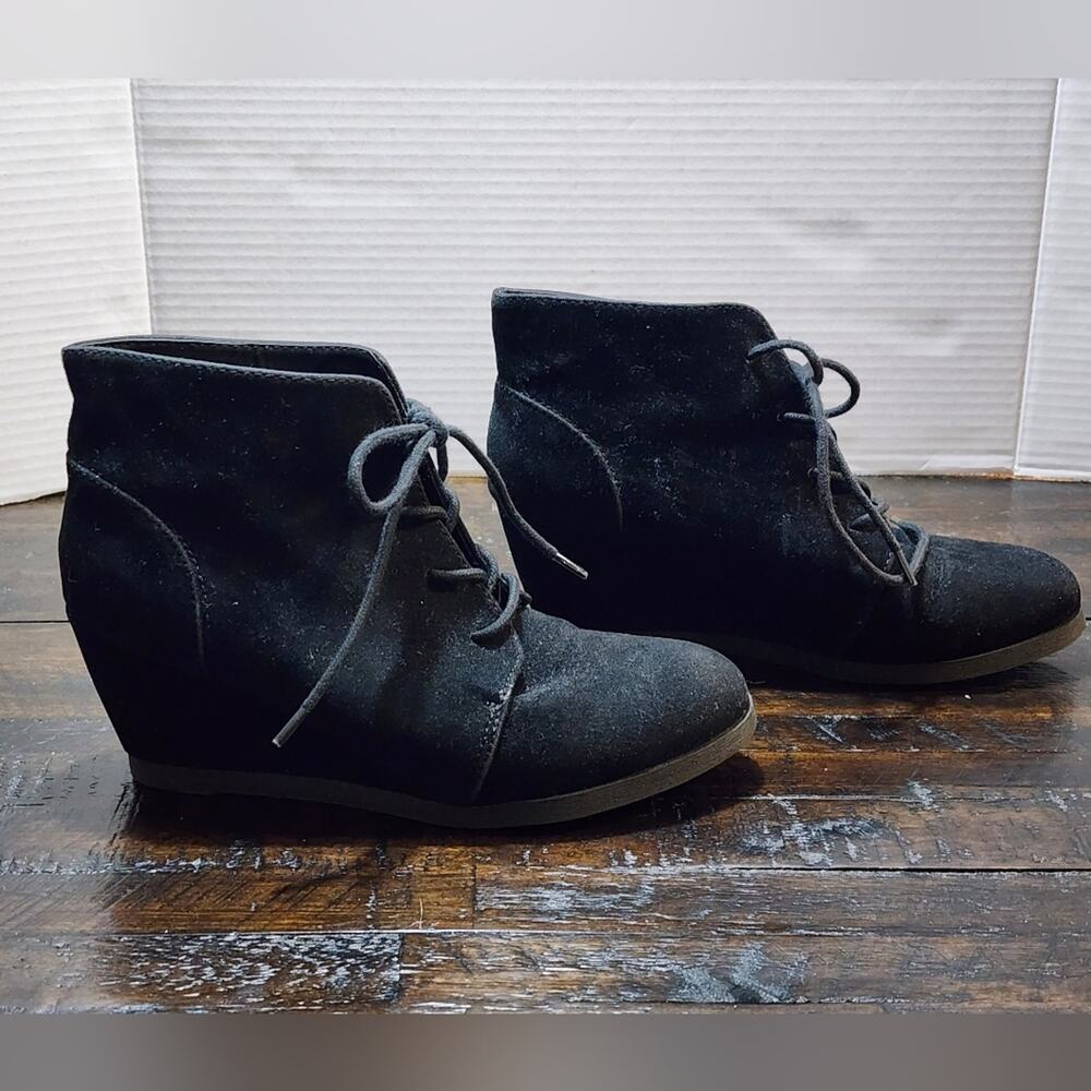 Madden Girl Domain‎ black lace up Wedge heeled Booties women's size 8.5